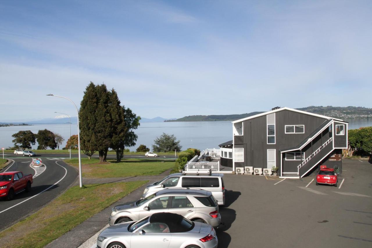 Vu Thermal Lodge - Adults Only Motel Taupo Exterior foto
