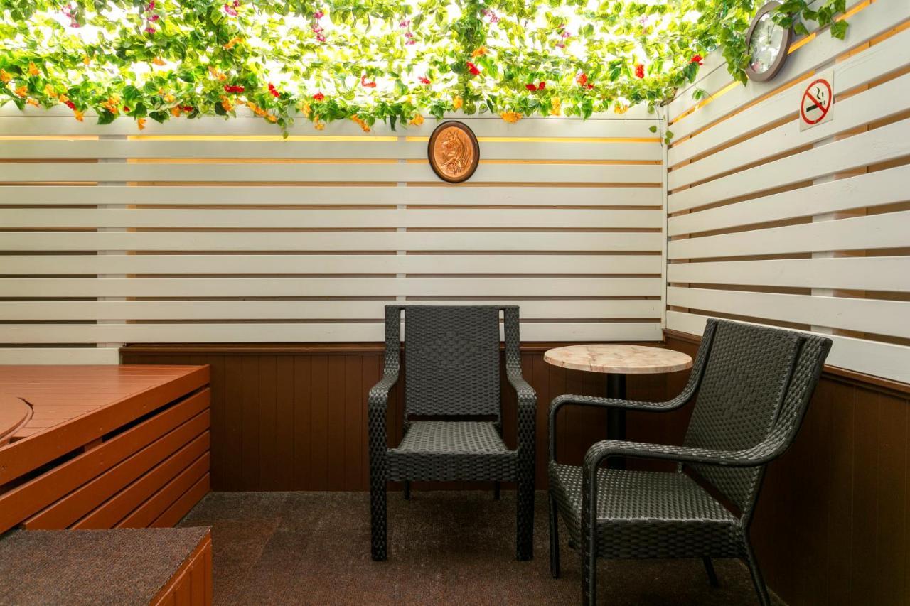 Vu Thermal Lodge - Adults Only Motel Taupo Exterior foto