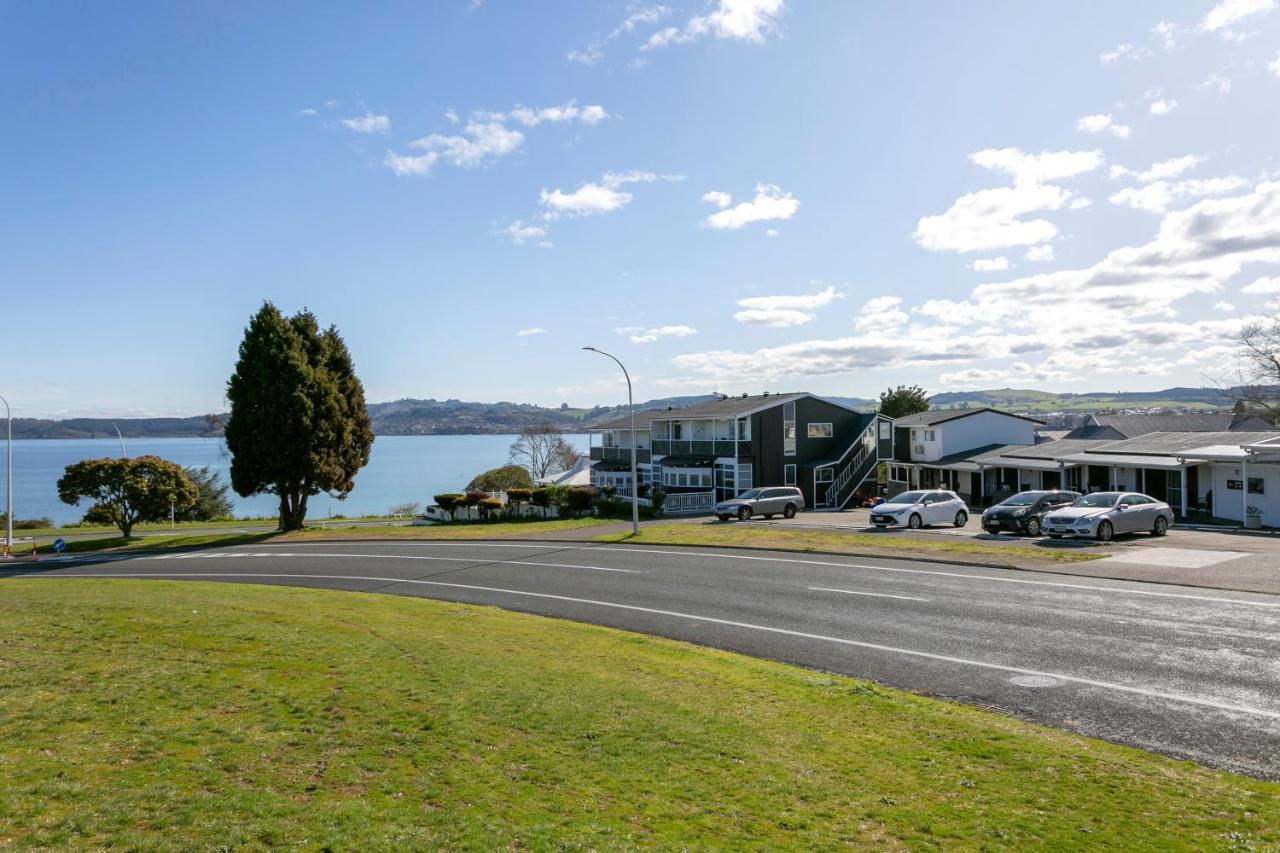 Vu Thermal Lodge - Adults Only Motel Taupo Exterior foto